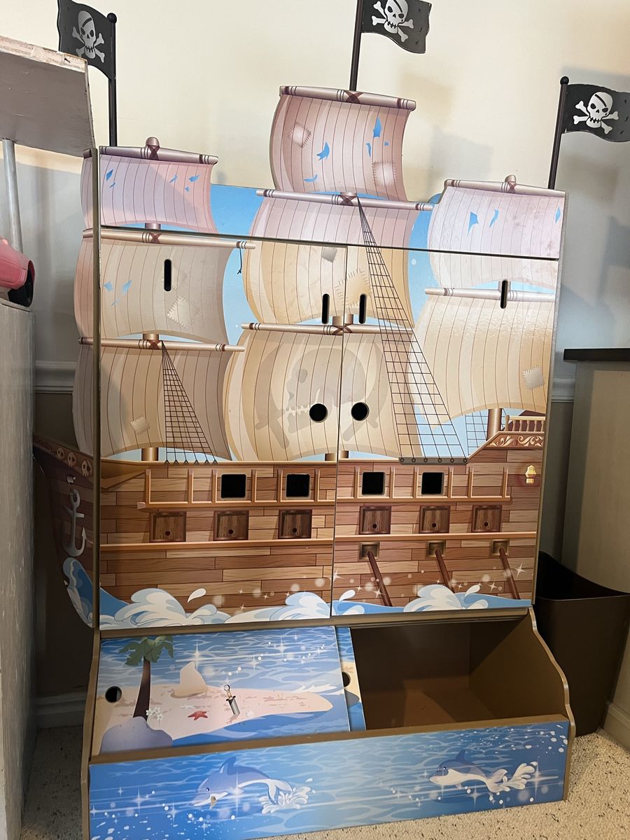 KidKraft Pirate's Cove Play Set/Bookcase - Multi-level with Storage, Great for Kids