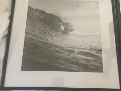 2 Black Frames