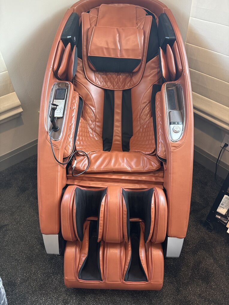 Human Touch Super Novo Zero Gravity Massage Chair