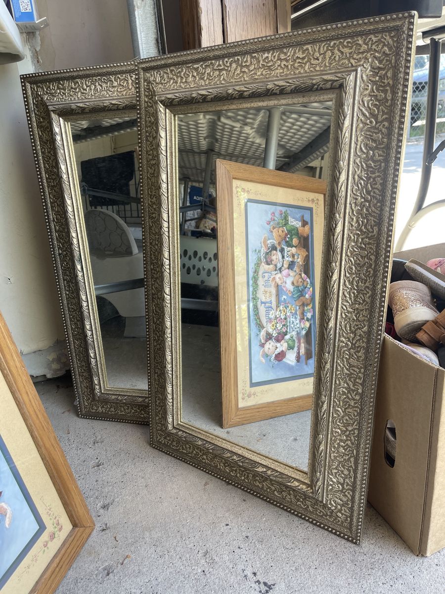 Mirror set