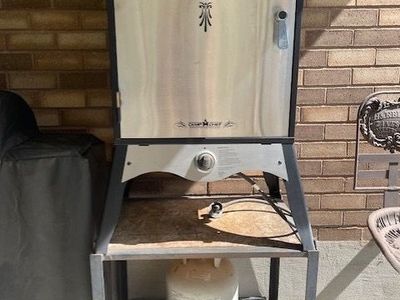 Smoker on wheels