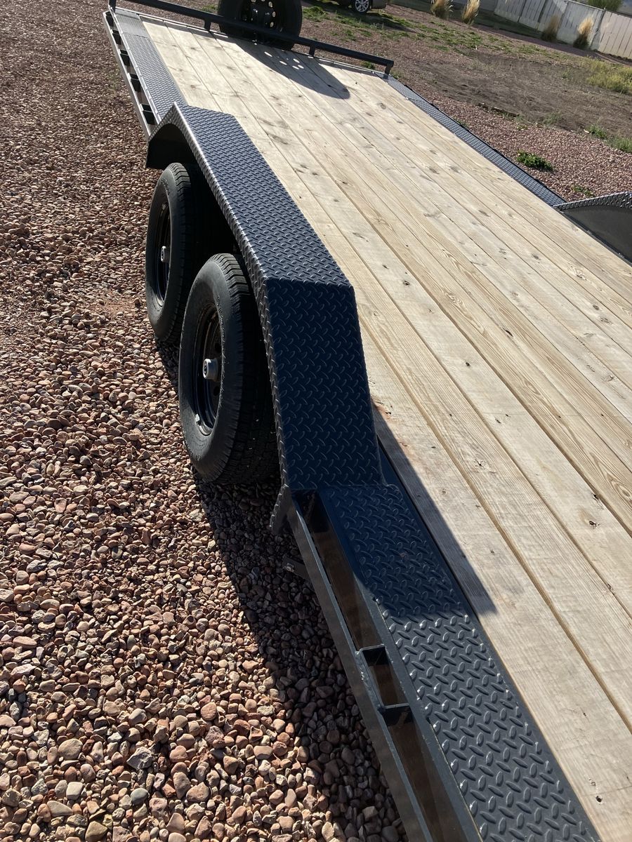 2025 8.5x22 Lamar Car Hauler 10K GVWR