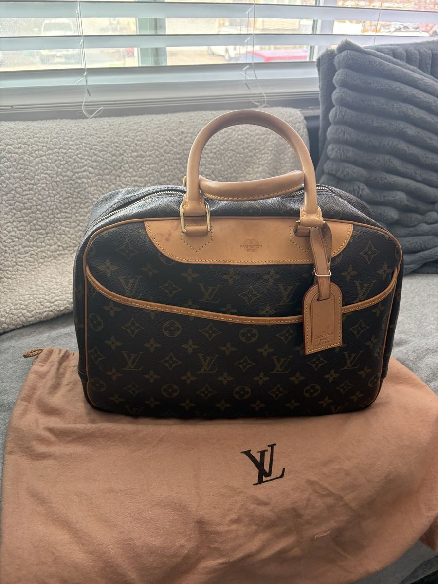 Louis Vuitton Handbag