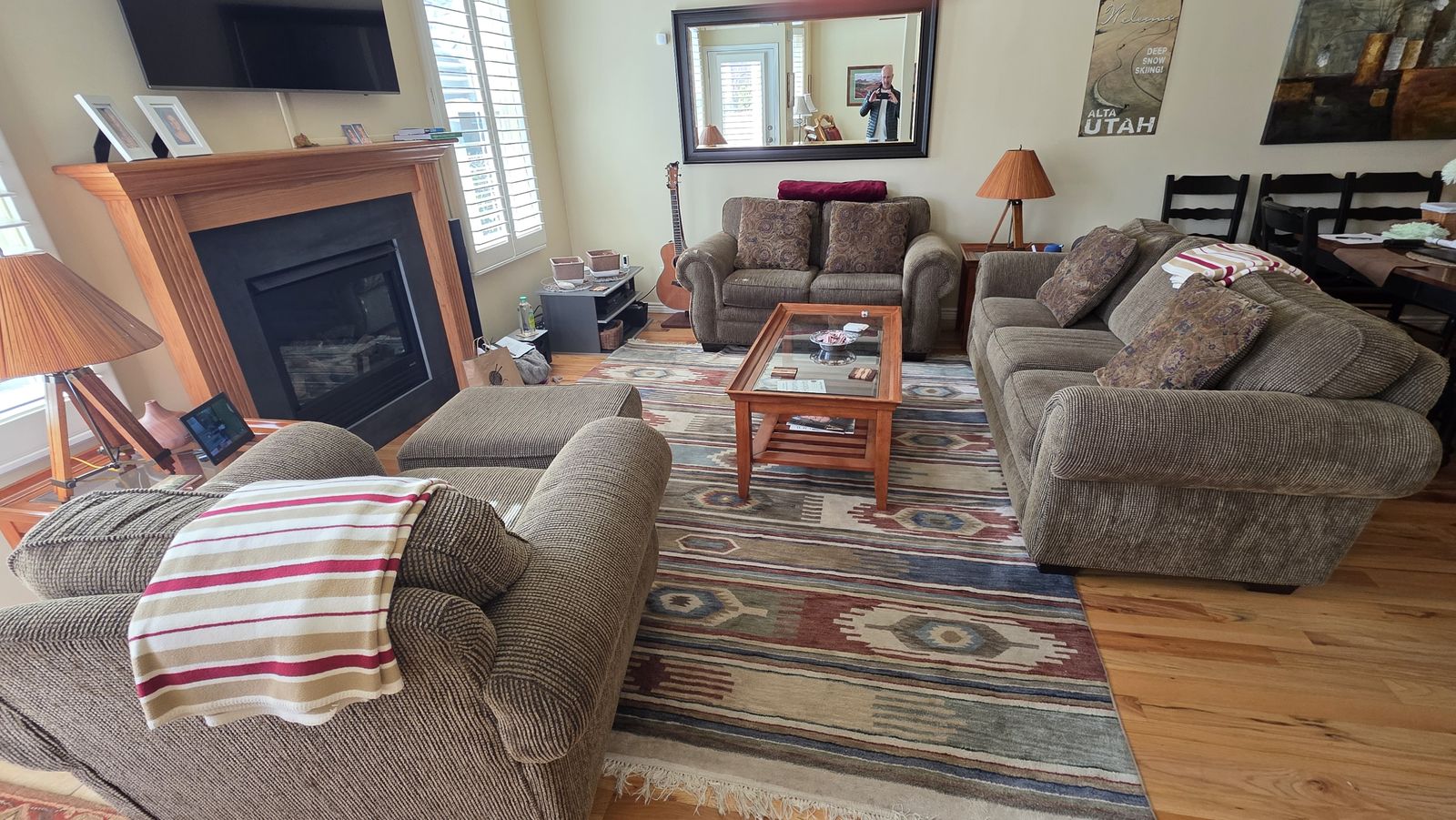 LIVING OR FAMILY ROOM FURNITURE