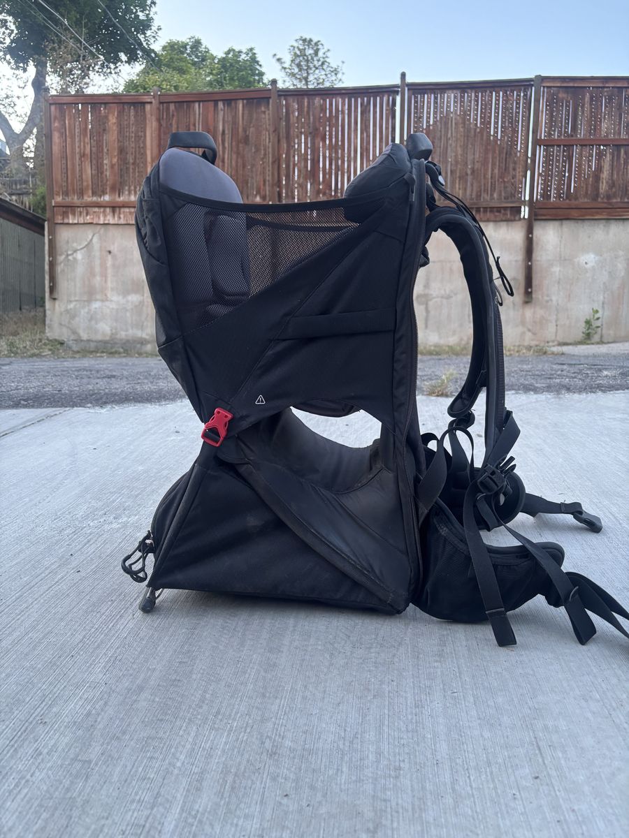 Osprey Poco LT Child Carrier Backpack - Black, Lightweight & Foldable