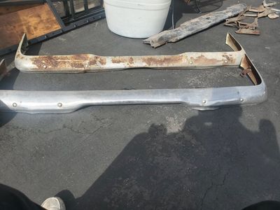 Parts to a 1962 Plymoutg Valliant