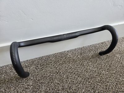 42cm Specialized S-WORKS Shallow Bend Carbon Compact Road Handlebar, TAKE OFF