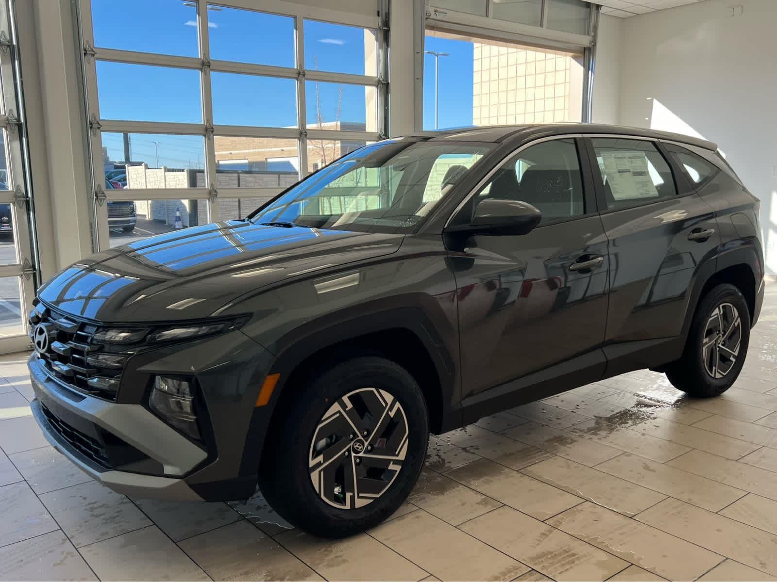 2026 Hyundai Tucson Hybrid Blue SE