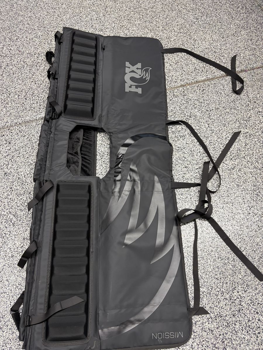 FOX MISSION TAILGATE PAD - FULL-SIZE TRUCK