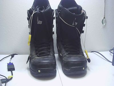 Burton Invader Black/White Snowboard Boots Men's Size 11