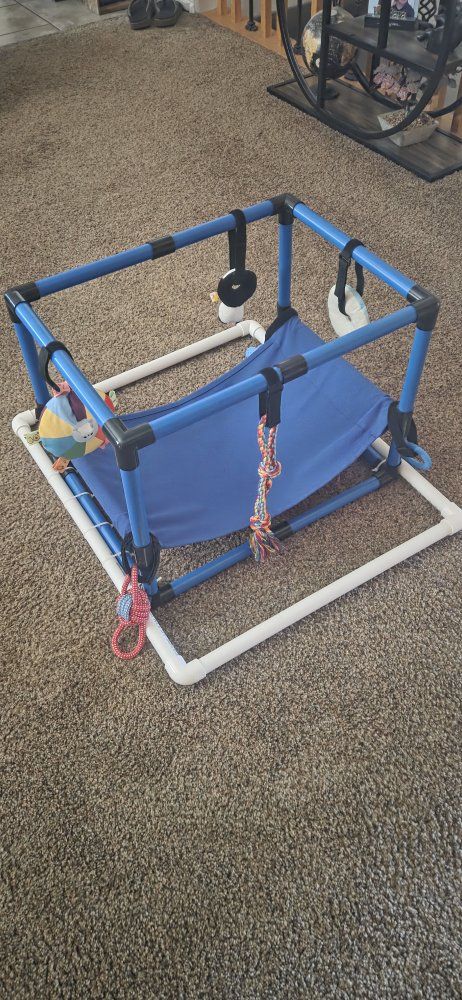 Play/snooze set for small dog or cat!