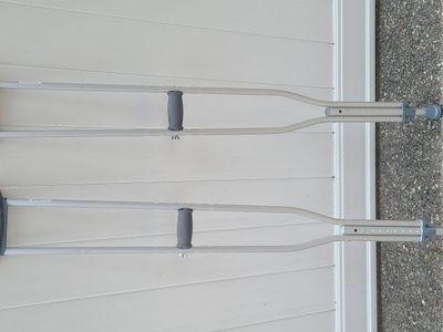 Walking Crutches