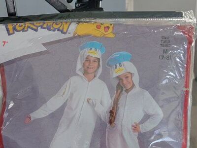 Boy/Girl Pokemon Quaxly size 7/8