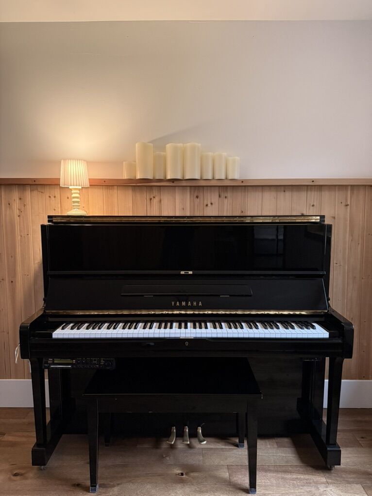 Yamaha Upright Piano - Polished Black