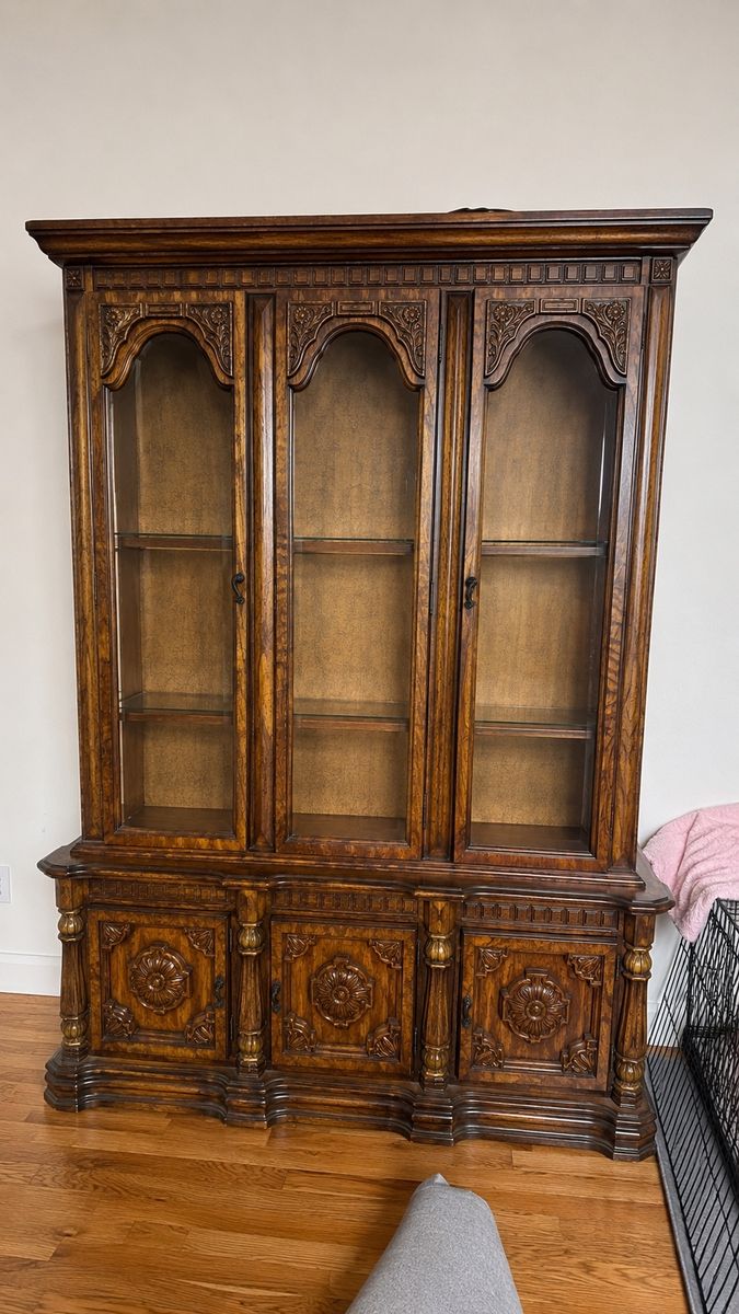 Dark Wood Display Hutch