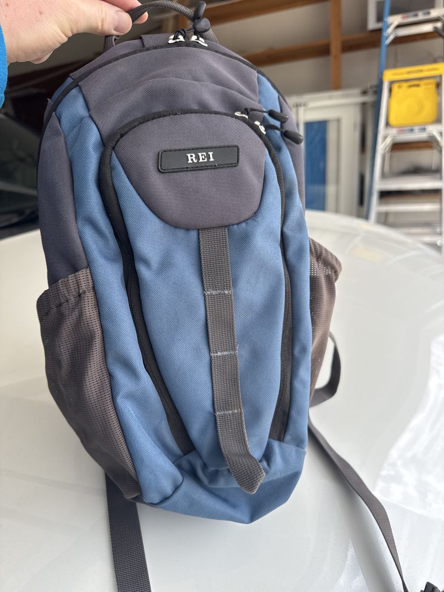 REI Co-op Kids' Hiking Backpack - Blue/Gray Daypack for Outdoor Adventures