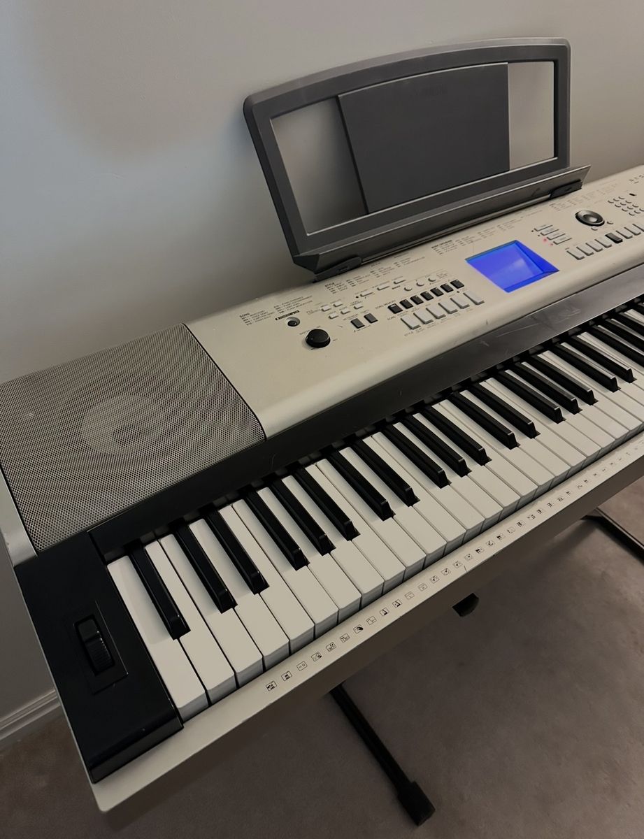 Yamaha 88 Graded Soft Touch Digital Piano