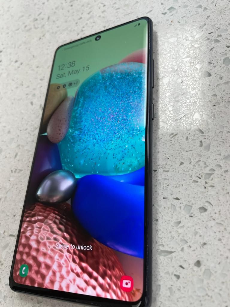 Main image 3