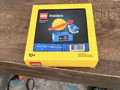 LEGO Insiders Retro Space Explorer