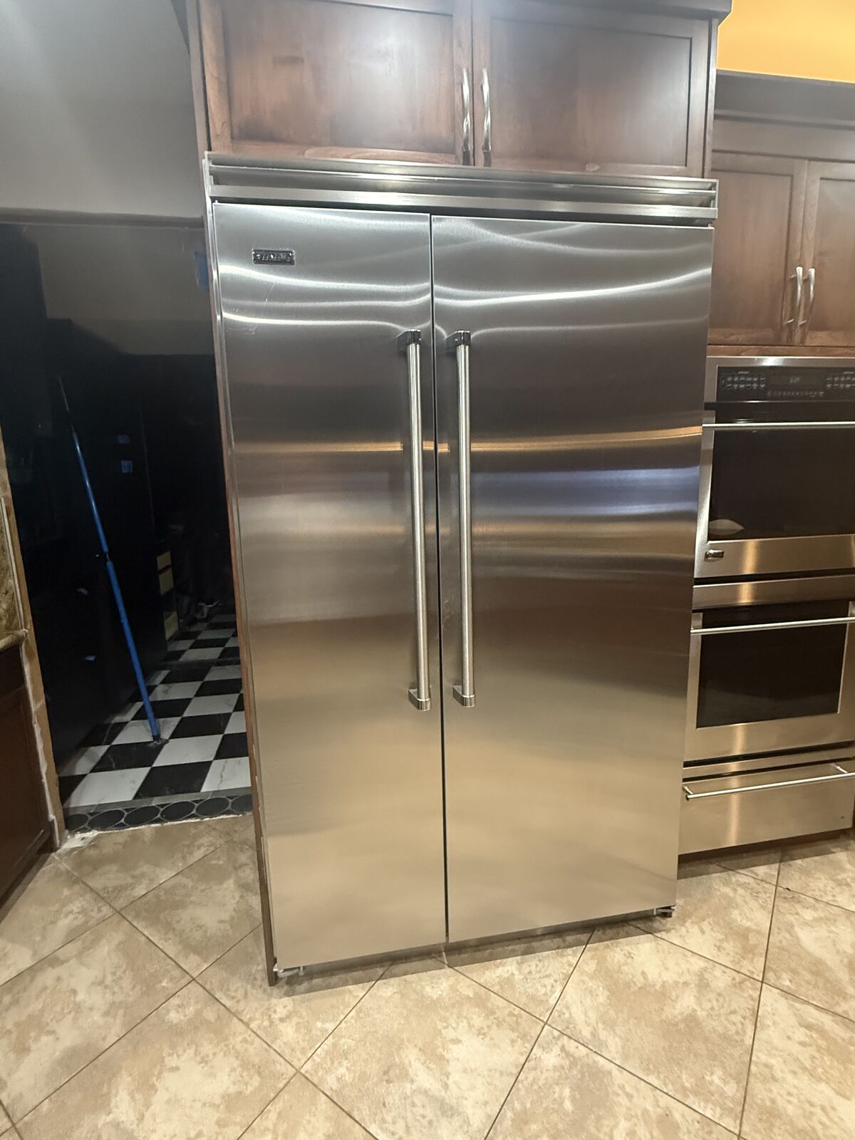 Viking Refrigerator Freezer