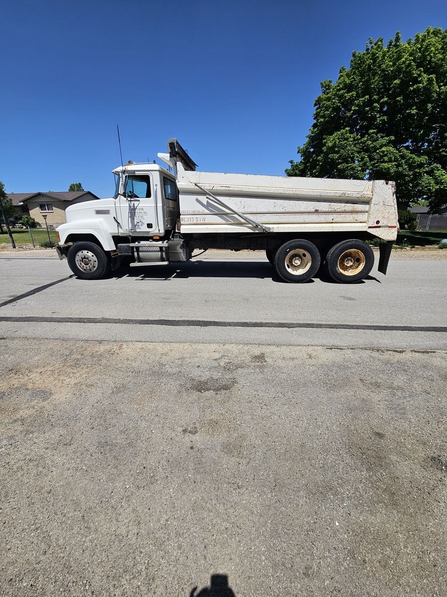 Mack CH600 Heaton Dump Truck