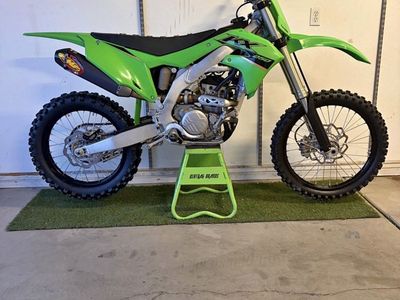 2022 Kawasaki KX250 4-Stroke Dirt Bike - Excellent Condition