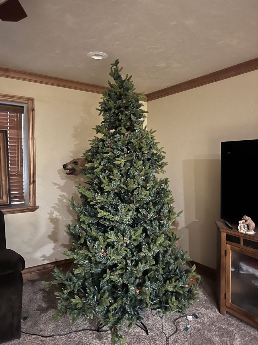 Pre-Lit Artificial Christmas Tree with Metal Stand