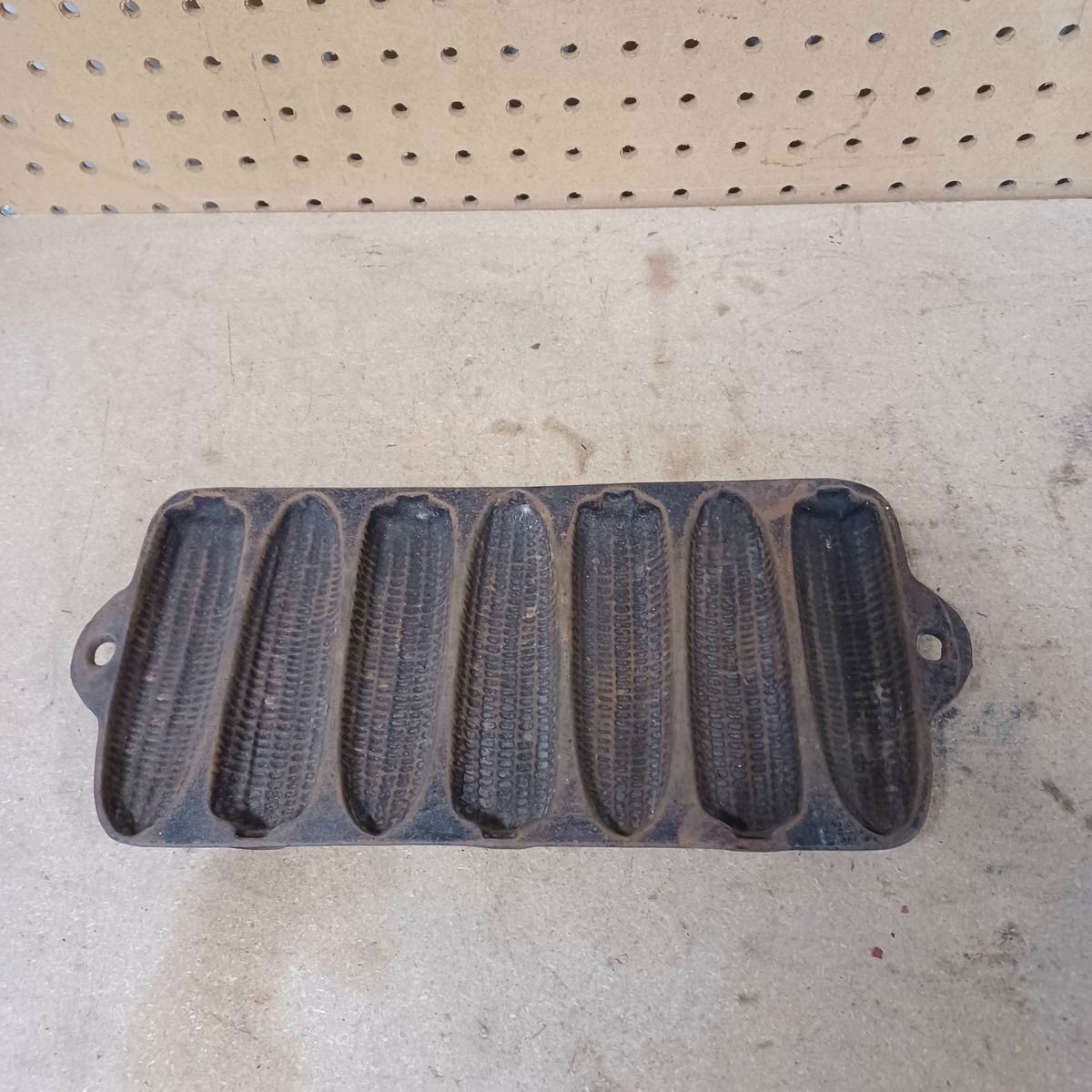 Cast iron corn muffin pan Vintage