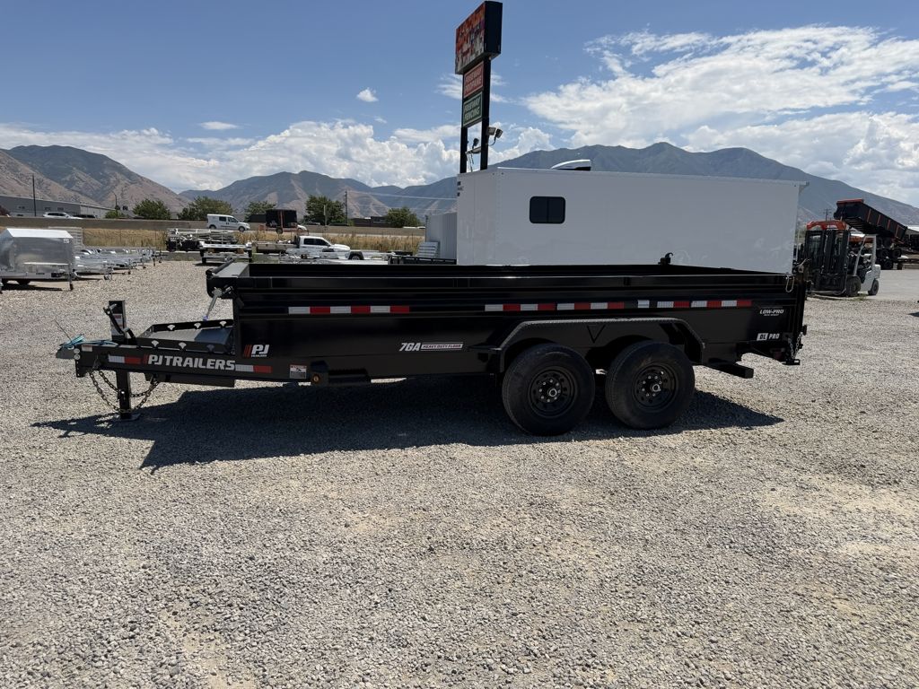 2027 PJ Trailers 7x16 15.4k 83 Low-Pro (DL) Sciss"