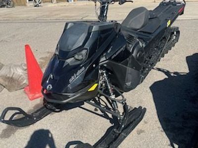 2023 SkiDoo Summit Adrenaline 850 165