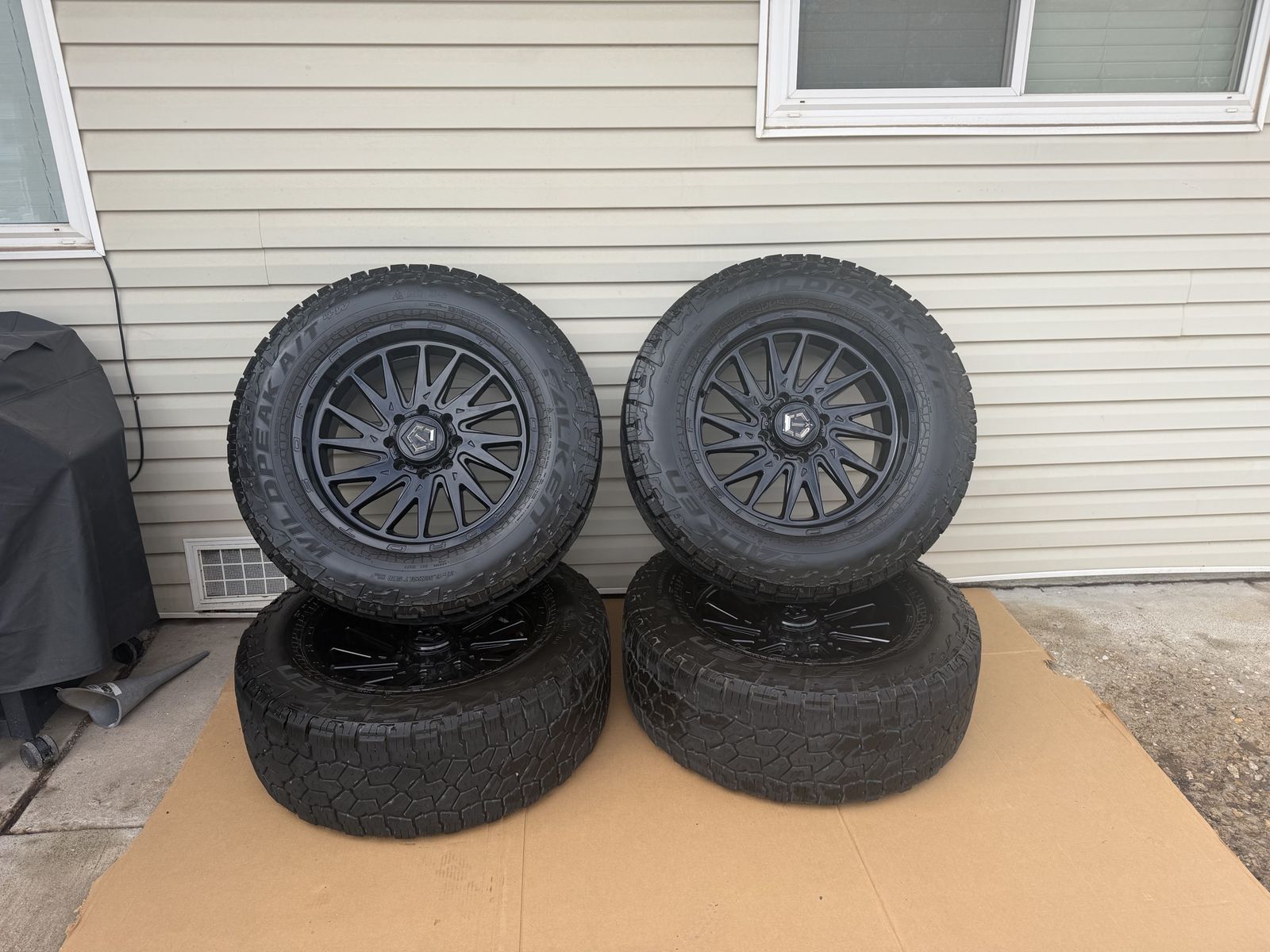 Ford Super Duty Wheel & 37" Tire Package - Ready to Bolt On $2,950 OBO