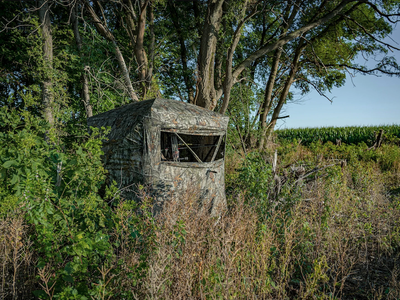 Brand new Tekari Vision270 Hub Hunting Blind.