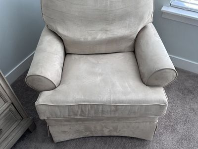 Swivel Rocking Chair