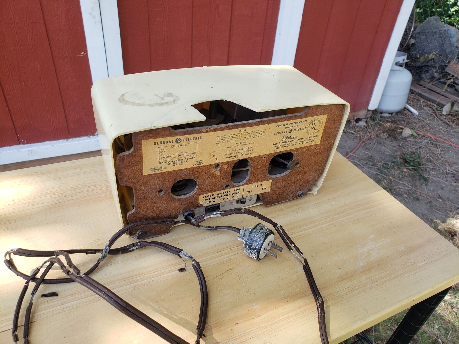 Main image 4