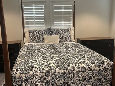 Queen bed