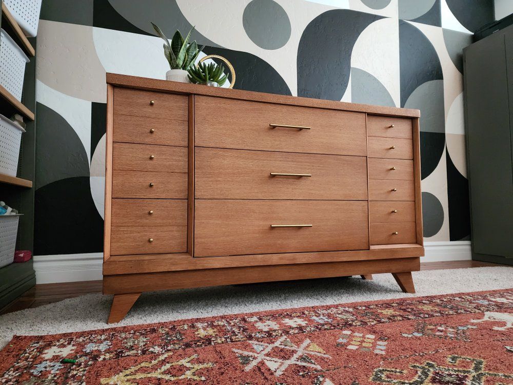 Gorgeous Authentic Mid Century Modern Dresser