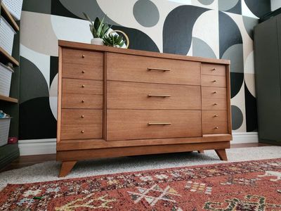 Gorgeous Authentic Mid Century Modern Dresser