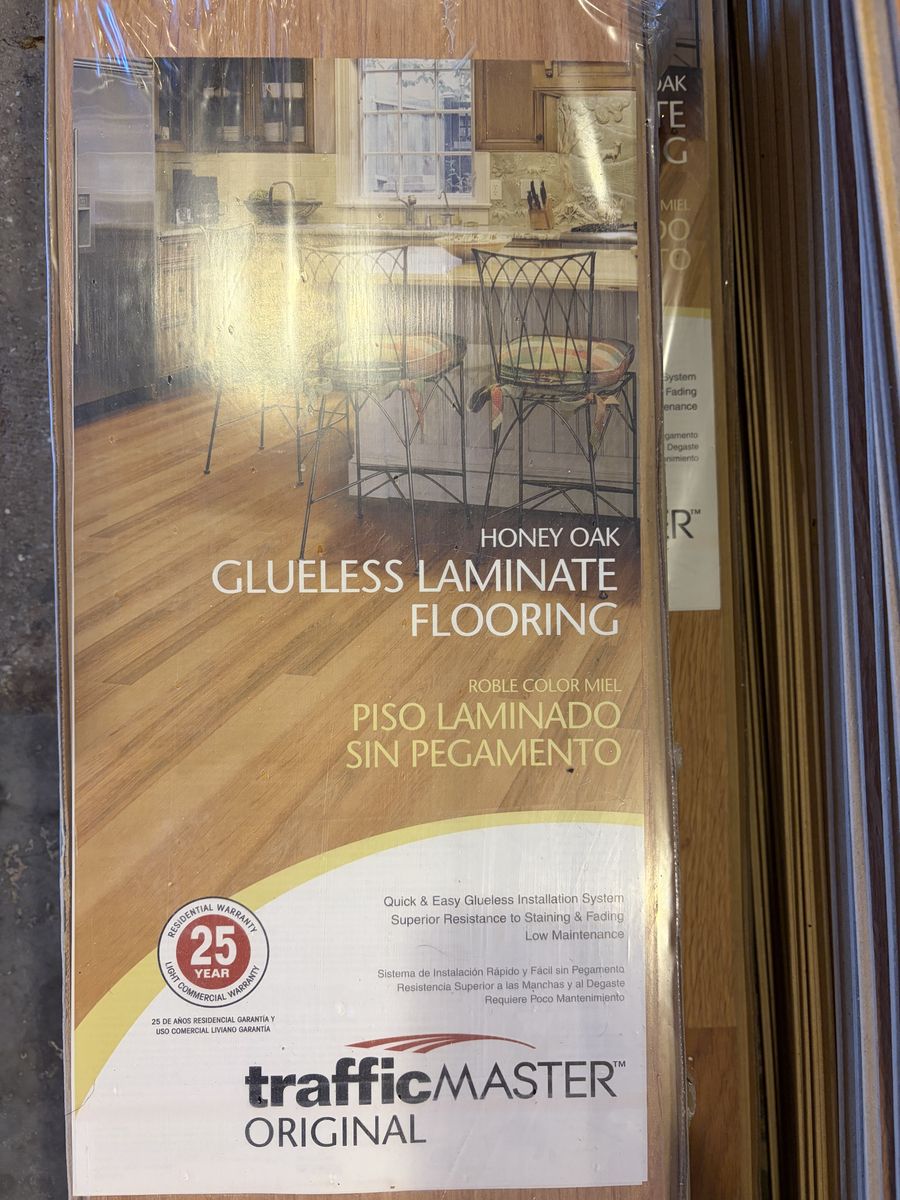 USED LAMINATE FLOORING