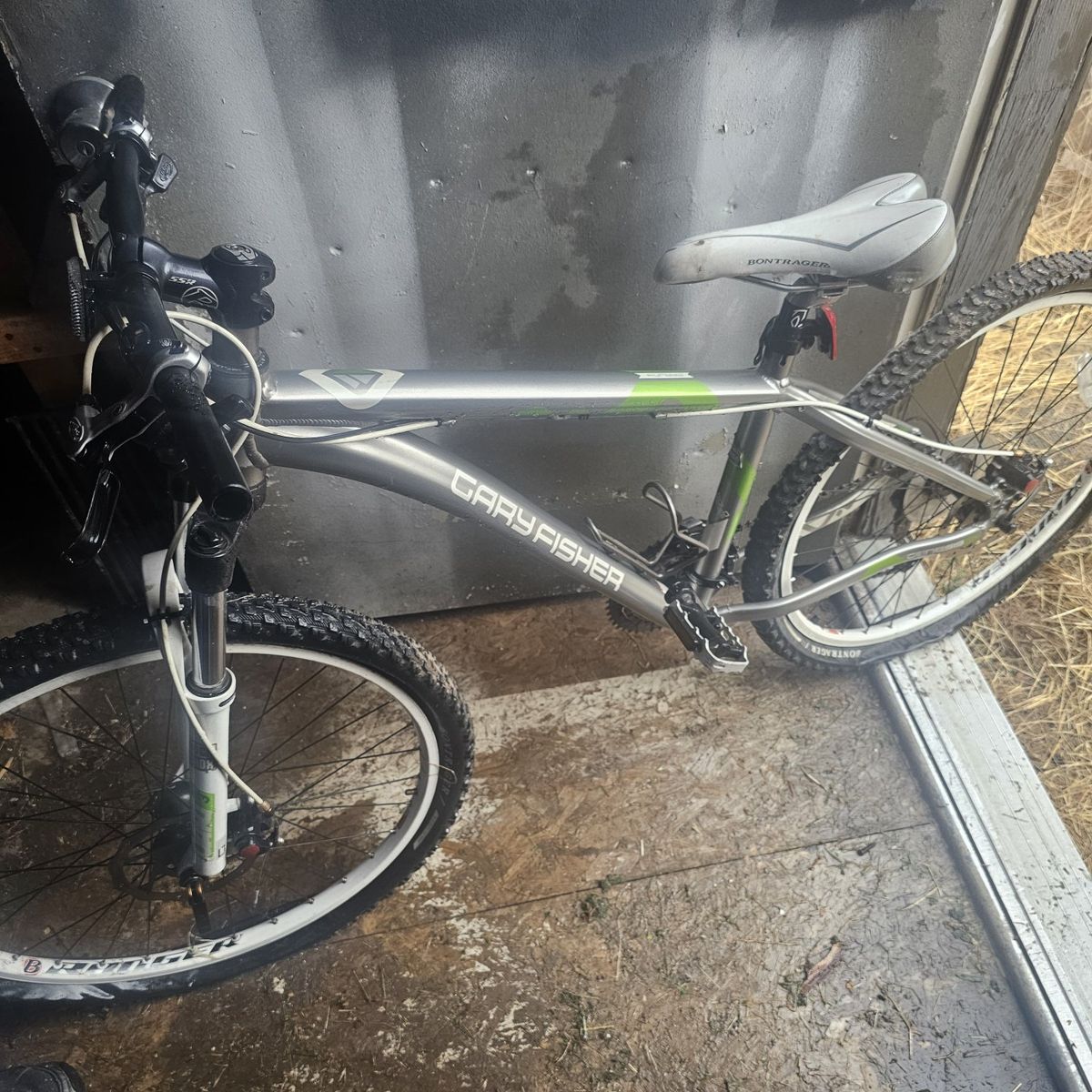 Gary Fisher Mountain Bike Hardtail Shimano Deore RockShox Dart 3