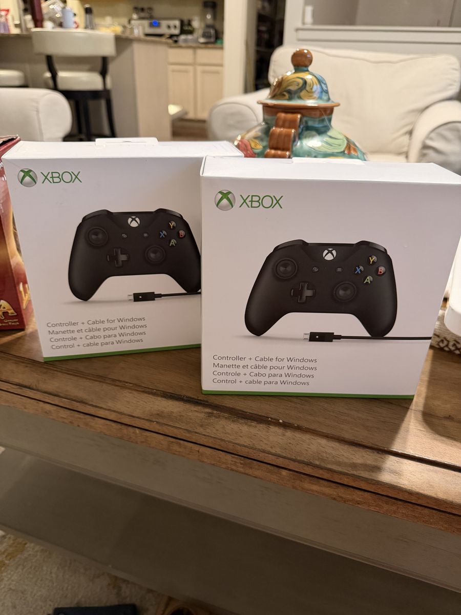 Set 2 Microsoft Xbox Controller