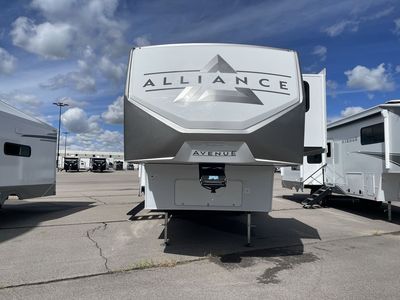 New 2026 Alliance RV Avenue 32RLS
