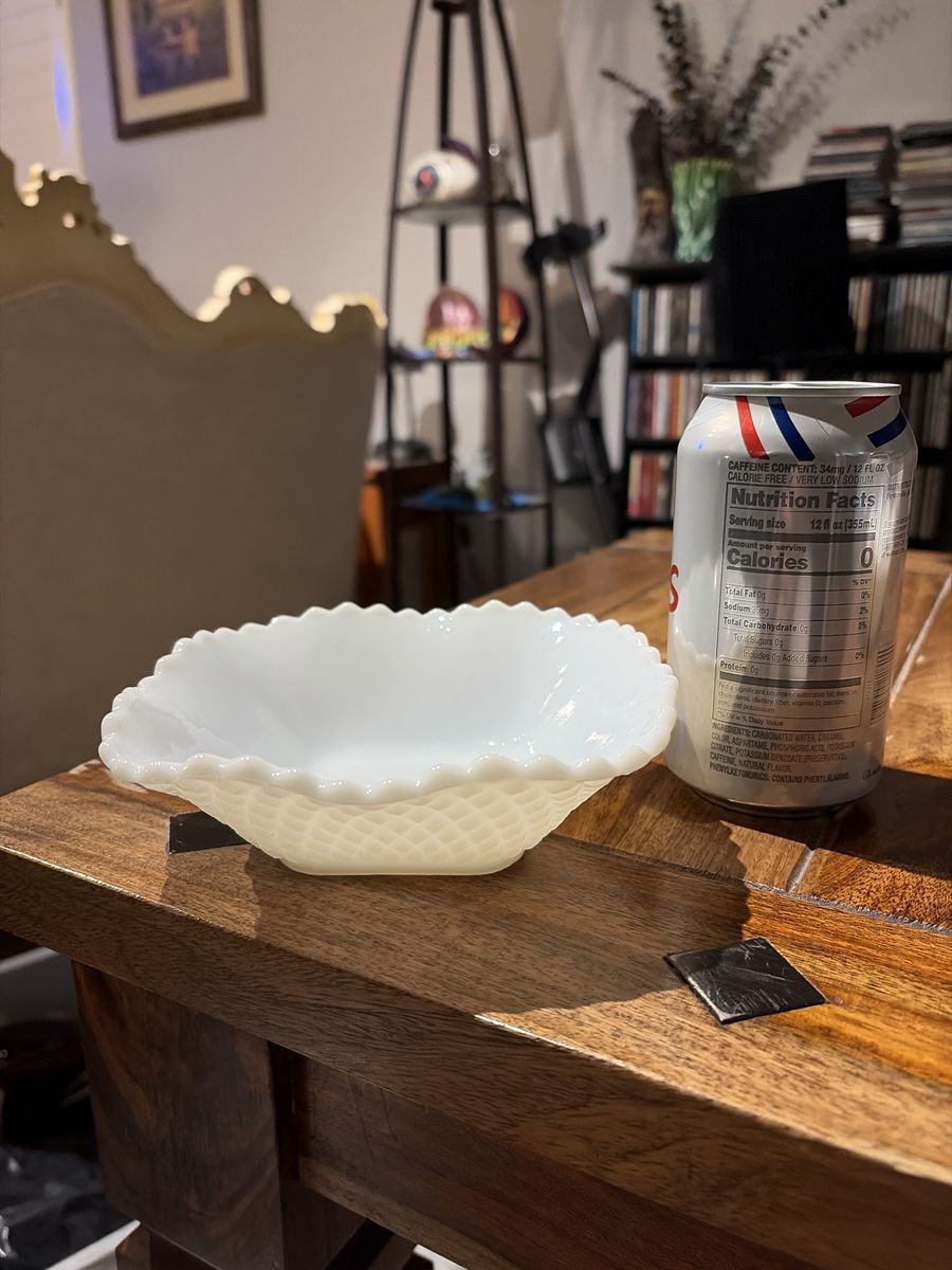 Vintage White Milk Glass Diamond Lattice Ruffled Edge Bowl/Trinket dish