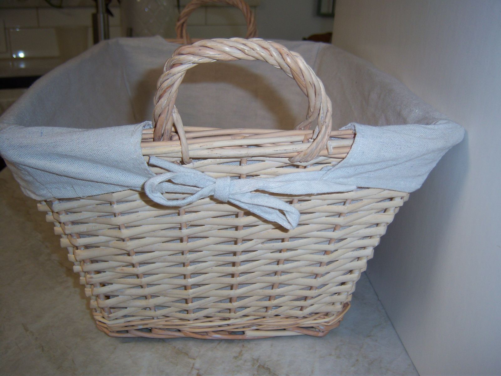 Main image 7