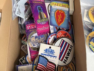 Vintage & Travel Souvenir Patches, Lapel Pins, Buttons & Stickers Lot