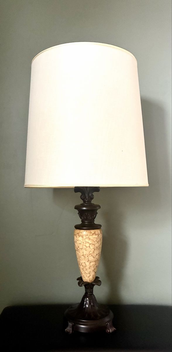 Vintage 28” Ornate Faux-Stone & Metal Table Lamp – Traditional/Neoclassical