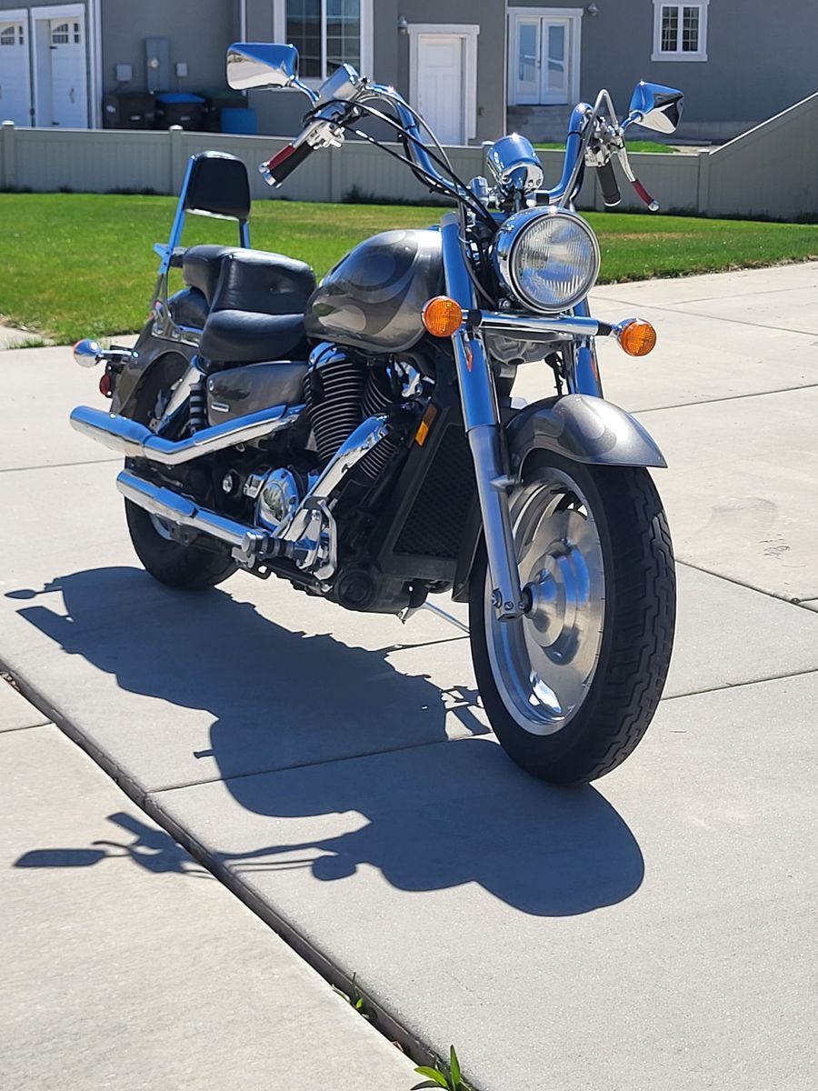 2006 Honda Shadow Sabre 1100
