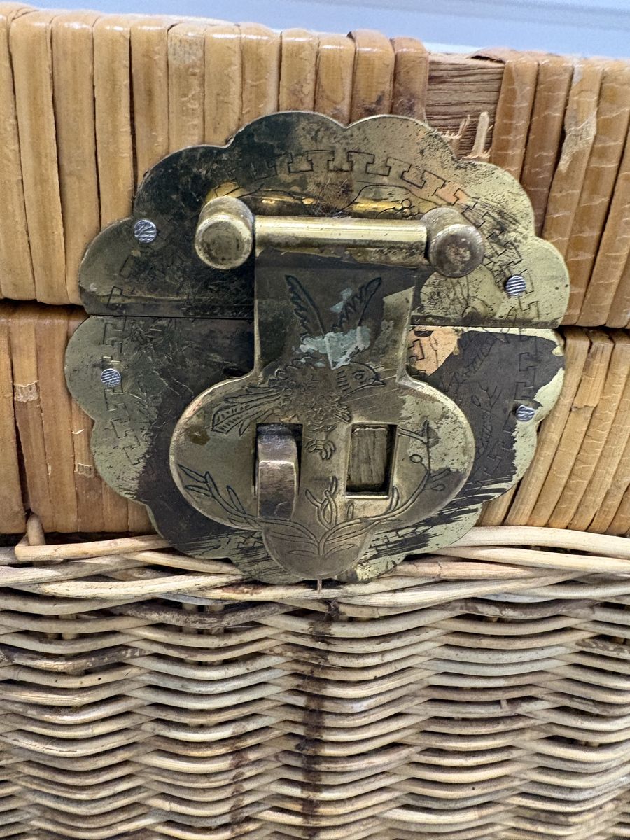 Main image 5