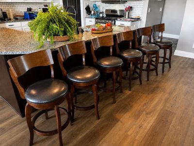 Bar Stools in excellent condition - set of six