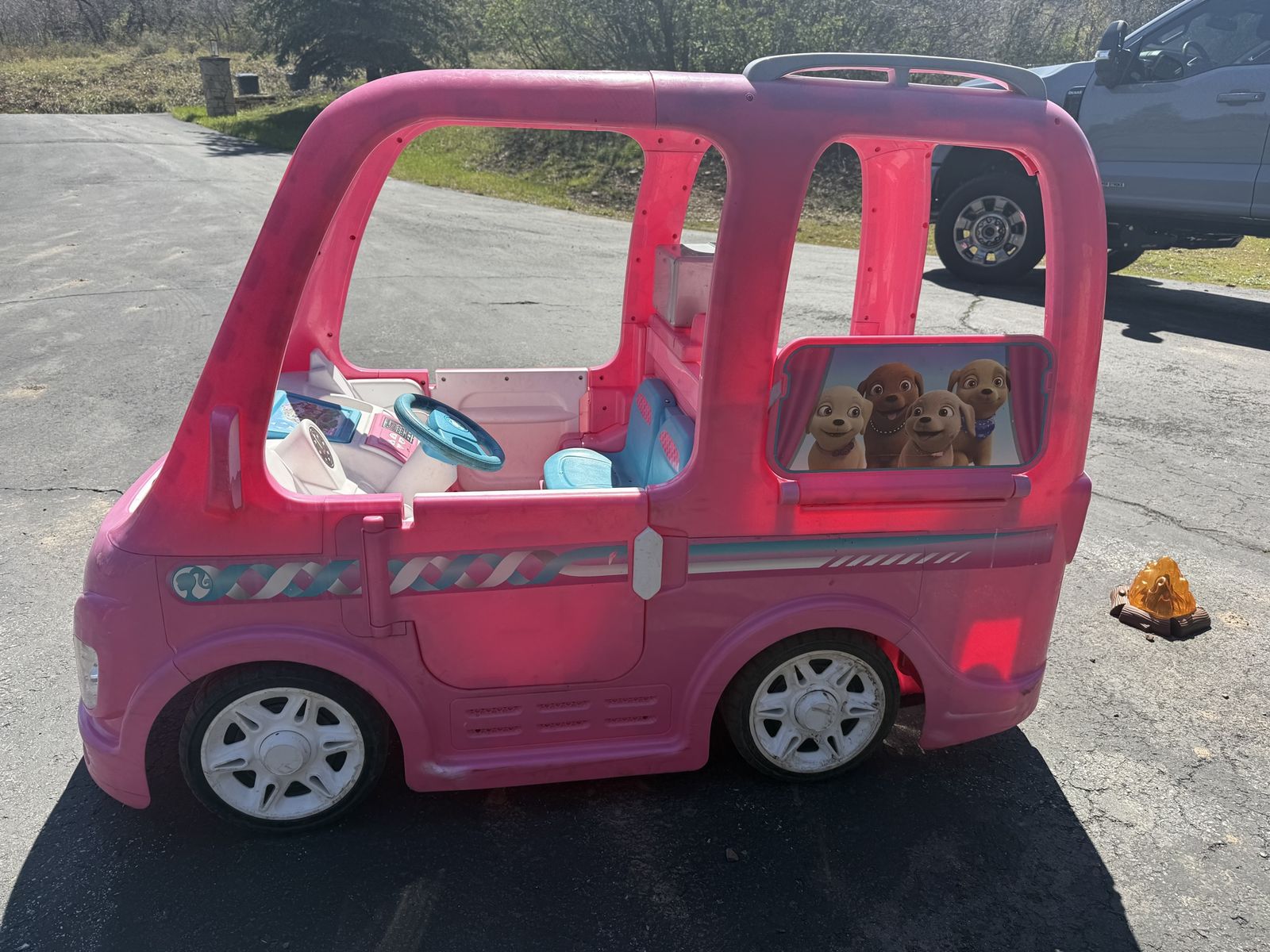 Power Wheels Barbie Dream Camper