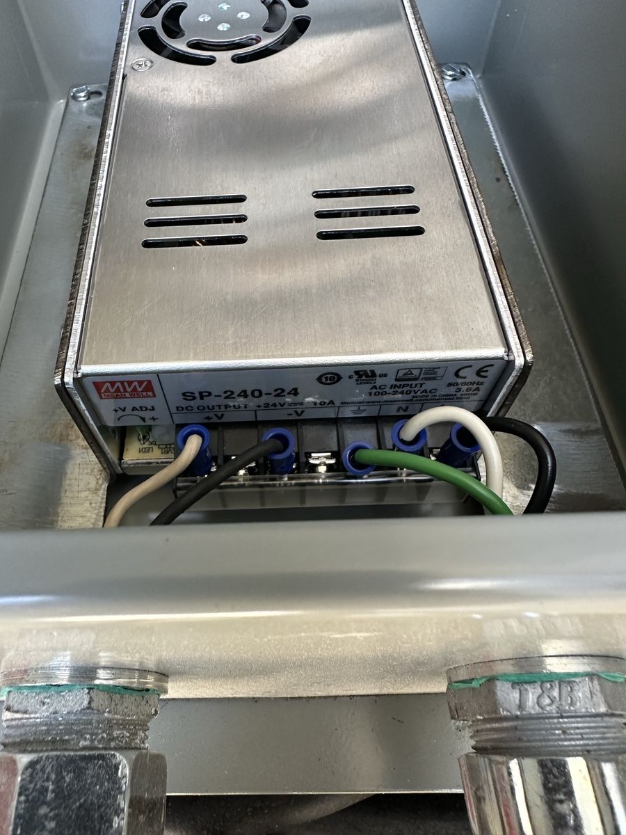 NEW Pre-Wired 24V DC Industrial Power Supply Control Box - Hoffman & Mean Well